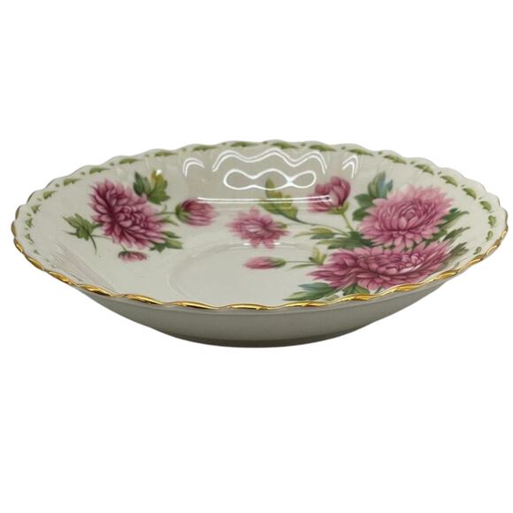 Royal Albert November Teacup & Saucer Set Chrysanthemum Month Flower  Bone China - Picture 11 of 16